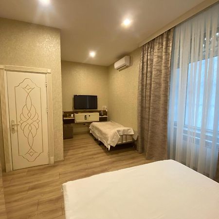 Midcity Hotel Baku Exterior photo