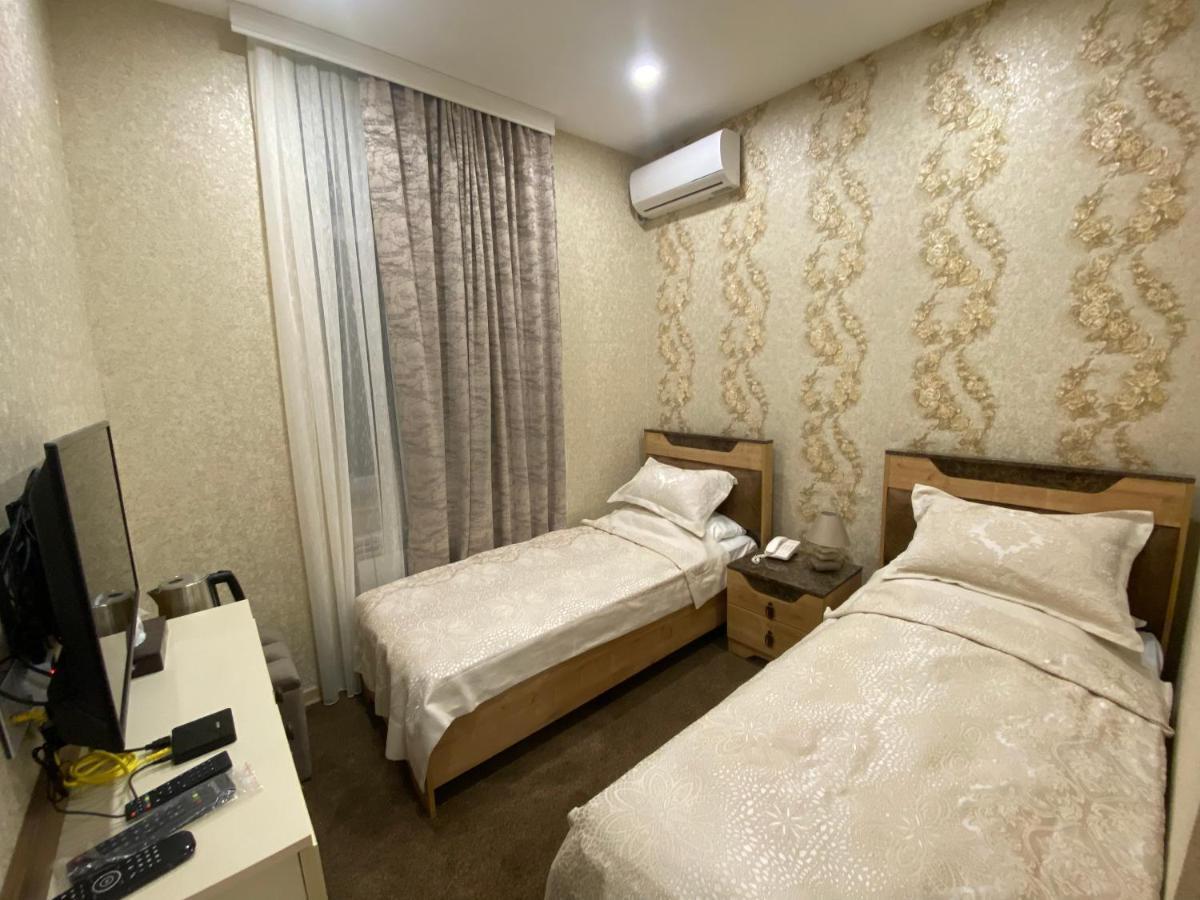 Midcity Hotel Baku Exterior photo